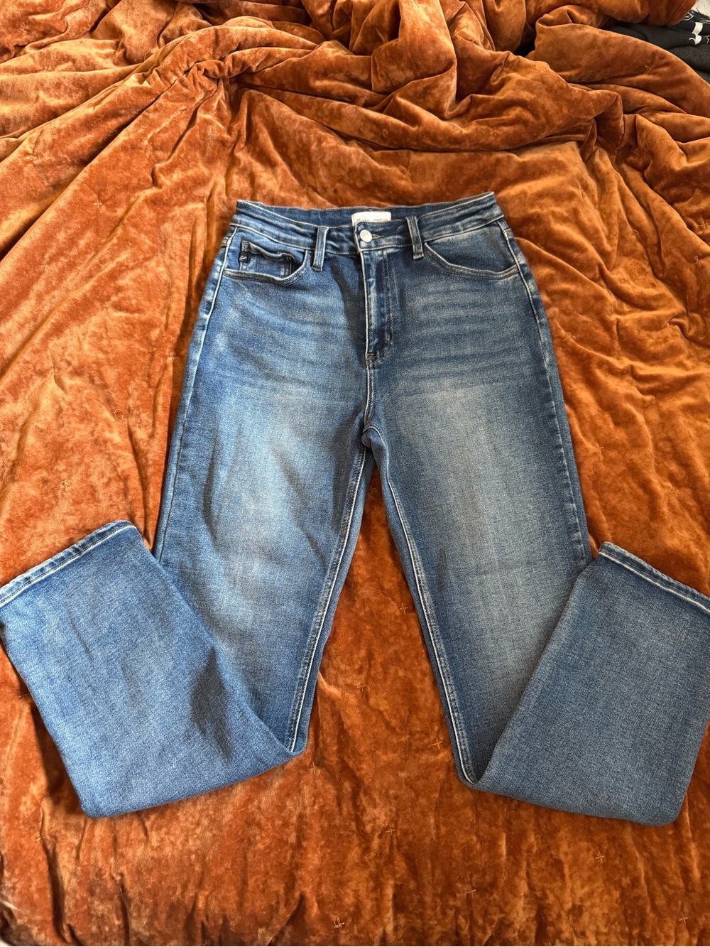 KanCan Mid-Rise Straight Leg Blue Jeans